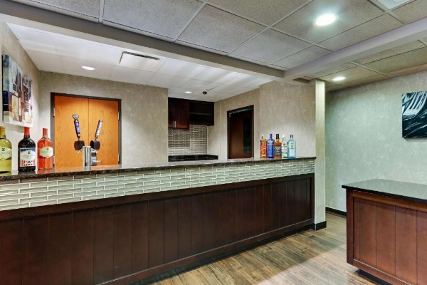 Drury Plaza Hotel San Antonio Airport image 13